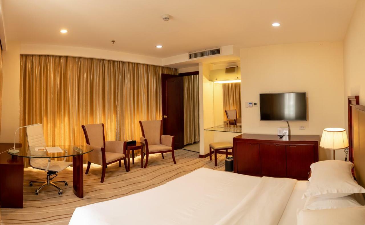 Swiss-Belhotel Blulane Manila Zewnętrze zdjęcie